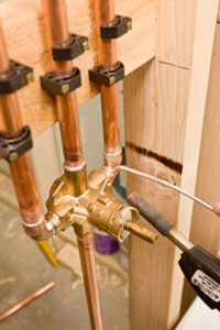 our San Leandro plumbing team does copper pipe installation